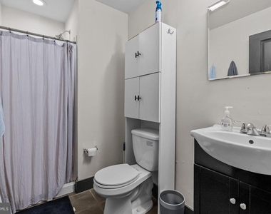 1805 N 18th Street - Photo Thumbnail 37