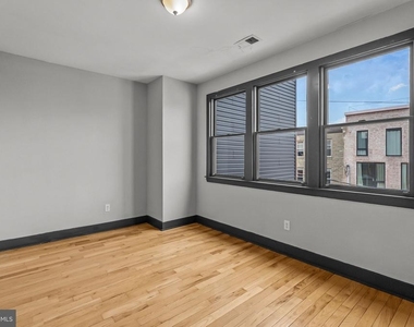 1805 N 18th Street - Photo Thumbnail 13