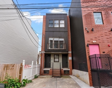 1805 N 18th Street - Photo Thumbnail 2