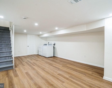 435 N 32nd Street - Photo Thumbnail 23