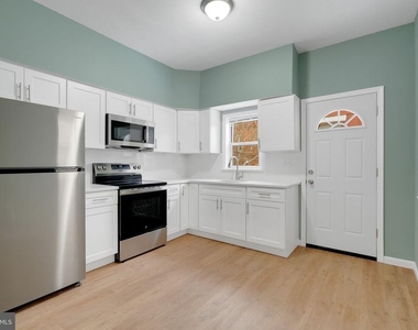 435 N 32nd Street - Photo Thumbnail 8