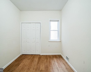 435 N 32nd Street - Photo Thumbnail 17