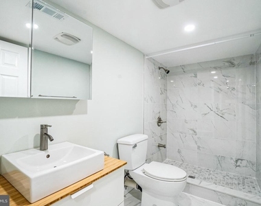 435 N 32nd Street - Photo Thumbnail 10