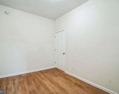 435 N 32nd Street - Photo Thumbnail 18
