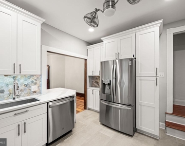3740 Manayunk Avenue - Photo Thumbnail 9