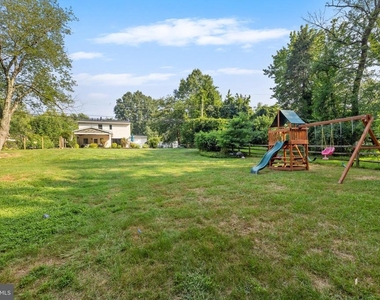 1621 Clearview Avenue - Photo Thumbnail 28