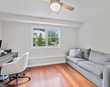 1621 Clearview Avenue - Photo Thumbnail 10