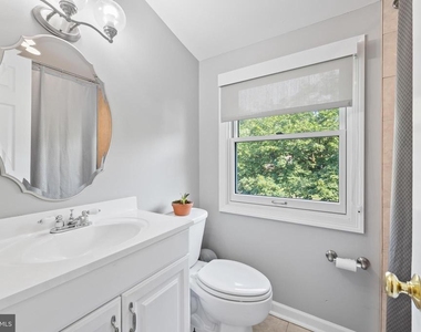 1621 Clearview Avenue - Photo Thumbnail 21