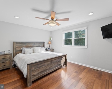 1621 Clearview Avenue - Photo Thumbnail 16
