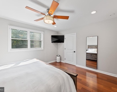 1621 Clearview Avenue - Photo Thumbnail 18