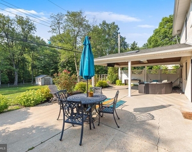 1621 Clearview Avenue - Photo Thumbnail 27