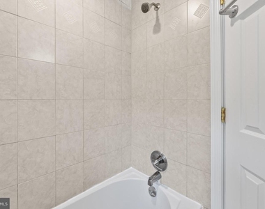 1621 Clearview Avenue - Photo Thumbnail 22