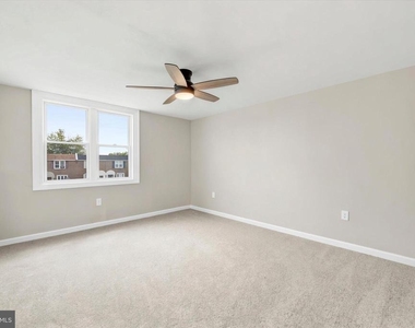925 Maple Avenue - Photo Thumbnail 12