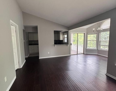 7015 Shepherds Way - Photo Thumbnail 3