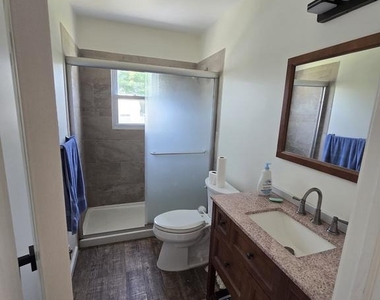 18 Brookfield Drive - Photo Thumbnail 17