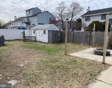 18 Brookfield Drive - Photo Thumbnail 32