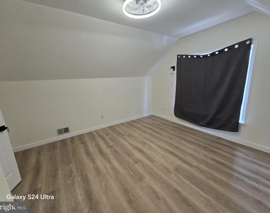 18 Brookfield Drive - Photo Thumbnail 24