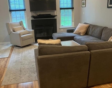 7161 Elm Court - Photo Thumbnail 5
