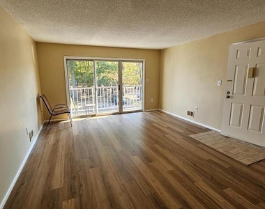 39 Juniper Way - Photo Thumbnail 7