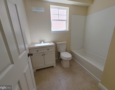 186 Passaic Street - Photo Thumbnail 7