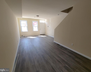 186 Passaic Street - Photo Thumbnail 4