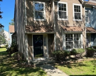 170 Frederic Court - Photo Thumbnail 11