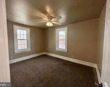 40 Lincoln Avenue - Photo Thumbnail 12