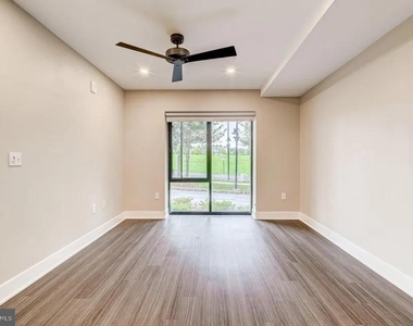 145 Riverhaven Drive - Photo Thumbnail 17