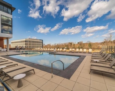 145 Riverhaven Drive - Photo Thumbnail 56