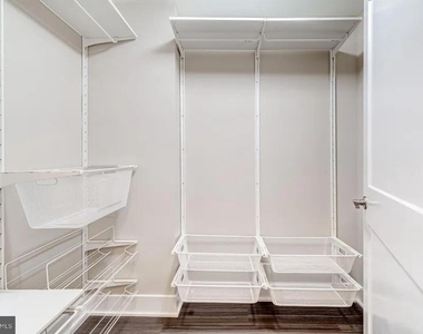 145 Riverhaven Drive - Photo Thumbnail 21