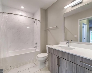 145 Riverhaven Drive - Photo Thumbnail 38