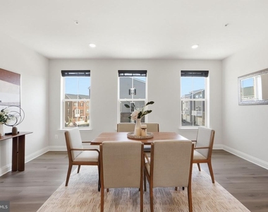 16428 Fife Way - Photo Thumbnail 14