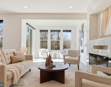 16428 Fife Way - Photo Thumbnail 3