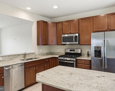 4827 Forest Pines Drive - Photo Thumbnail 10