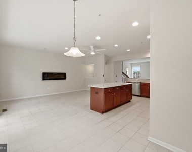 4827 Forest Pines Drive - Photo Thumbnail 15