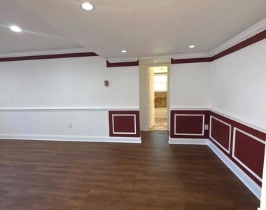 4507 Romlon Street - Photo Thumbnail 5