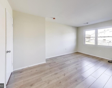 6403 Entwood Court - Photo Thumbnail 20