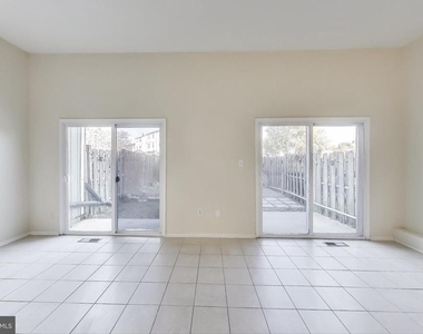 6403 Entwood Court - Photo Thumbnail 4