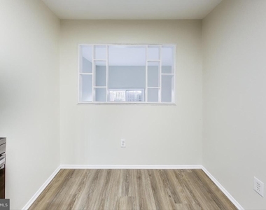 6403 Entwood Court - Photo Thumbnail 7
