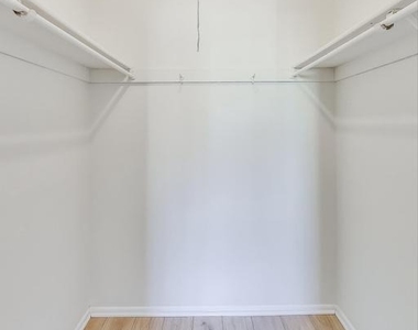 6403 Entwood Court - Photo Thumbnail 26