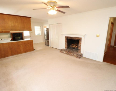 116 Shirley Drive - Photo Thumbnail 11