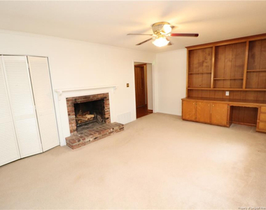116 Shirley Drive - Photo Thumbnail 10