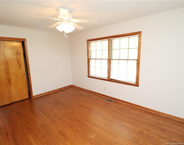116 Shirley Drive - Photo Thumbnail 20