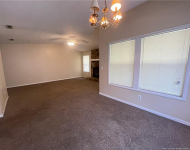 1000 Wood Creek Drive - Photo Thumbnail 4