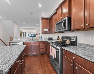 8114 Miner Street - Photo Thumbnail 10