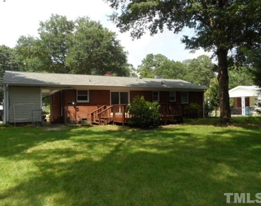 4705 Stafford Drive - Photo Thumbnail 8