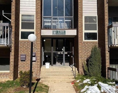 2305 Greenery Lane - Photo Thumbnail 1