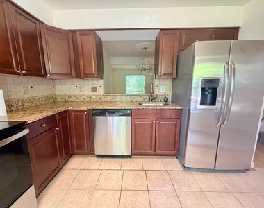 12310 Quince Valley Drive - Photo Thumbnail 3