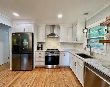3133 Julian Drive - Photo Thumbnail 5