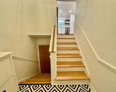 3133 Julian Drive - Photo Thumbnail 2